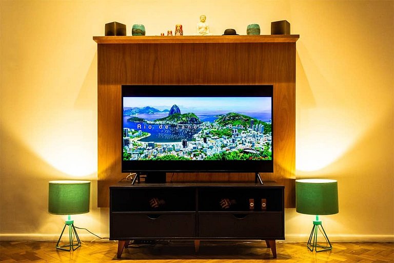 Leme Beach/ 2-3Bdrm/Quiet and Cozy/Great Location